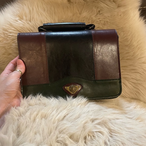 Giorgini Handbags - Georgini Vintage Faux Leather Minibag in Brown and Green
